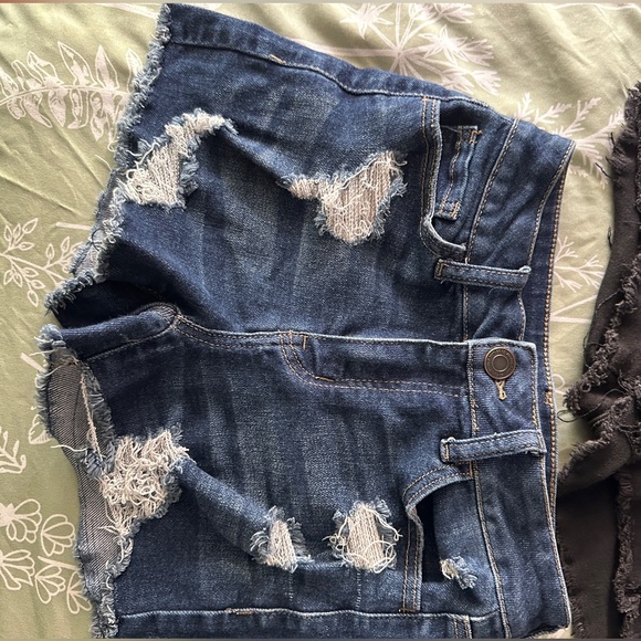 SO brand shorts blue white and black! Comes with all 3! - Picture 5 of 10